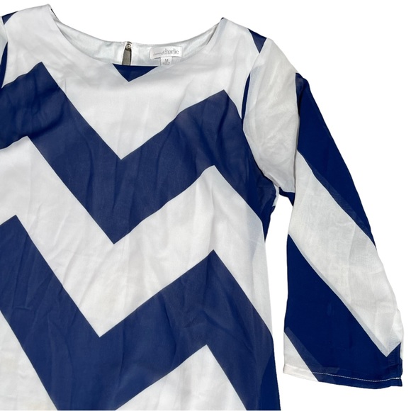 Charming Charlie size medium navy blue & white silky thin chevron pattern dress - Picture 2 of 9